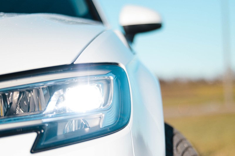 Lampu Mobil LED: Jenis, Kelebihan, dan Cara Merawatnya