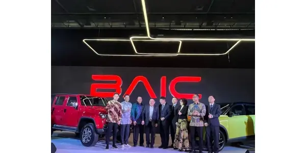 Intip Spesifikasi BAIC BJ40 Plus, Mobil Off-road Cuma 700 Jutaan!