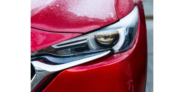 Mazda CX-30 vs Mazda 3 Hatchback: Pilih Mana yang Terbaik?