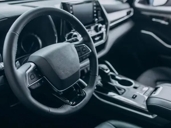 7 Alasan Penting Interior Mobil Harus Bersih, Harga Jualnya Tinggi!