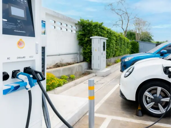 Charger Mobil Listrik: Jenis, Cara Kerja & Tips Memilihnya