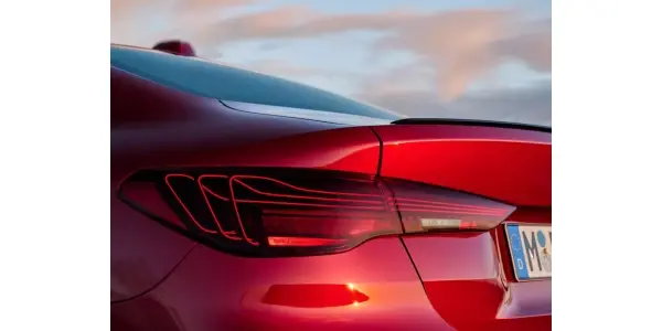 BMW 430i, Si Ganteng Dua Pintu dengan Interior Futuristik