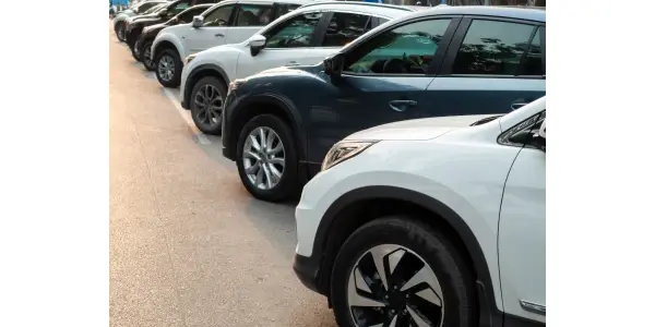 Hyundai Avega: Spesifikasi, Tipe, Review, Kelebihan & Harga Bekas