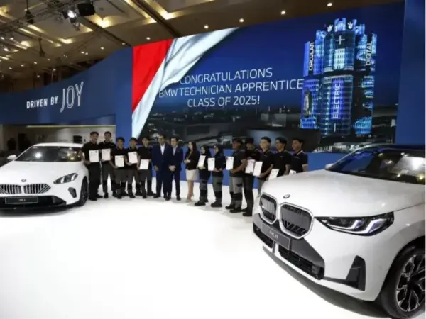 Booth BMW Pamer Line-Up Terlengkap di GIIAS 2025, Ini Daftarnya!
