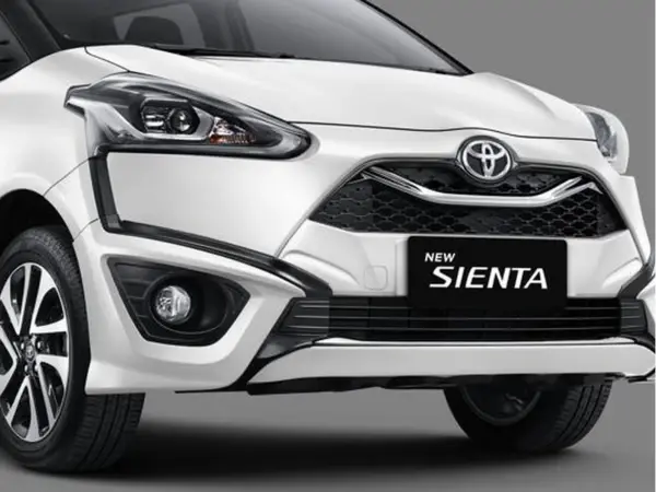 Perbandingan Honda Freed vs Toyota Sienta Bekas, Pilih Mana?