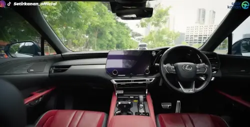 Lexus RX 500h F Sport
Interior Lexus RX 500h F Sport